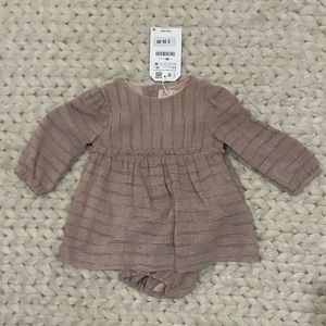 Baby girl bloomer set